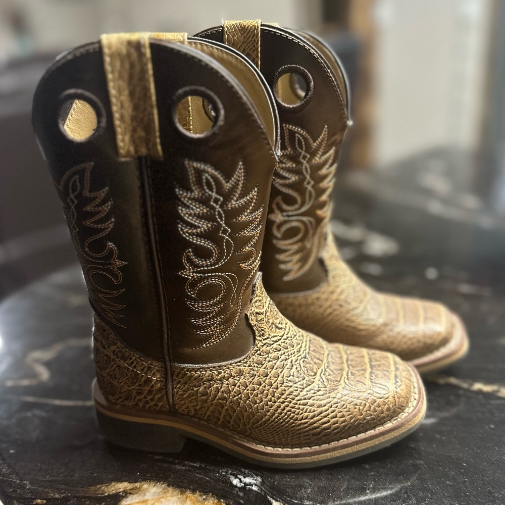 Boys. Cody James. Boots. Size 10. Like New.